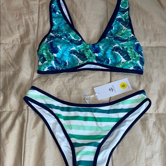 Cupshe Bathing Suit - Picture 1 of 3